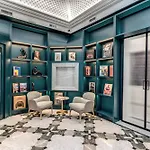 The Spotlight Boutique