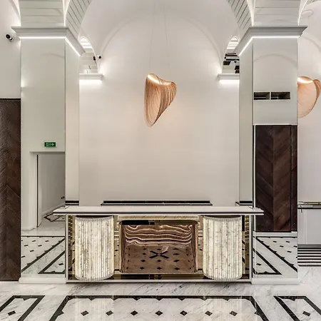 The Spotlight Boutique Roma