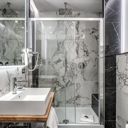 Hotel The Spotlight Boutique 4*