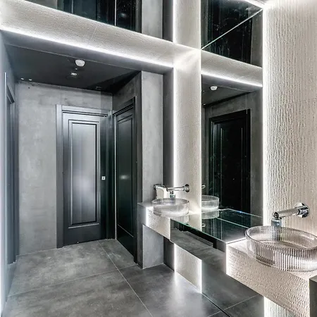 The Spotlight Boutique Hotel 4*