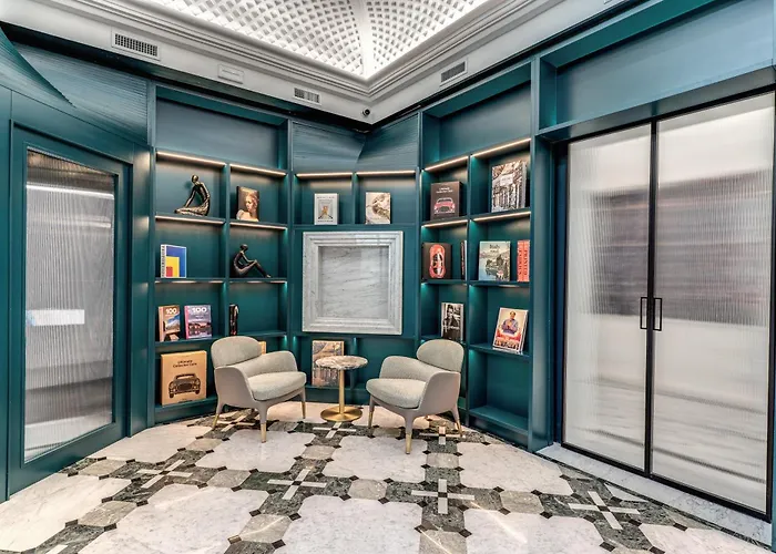 The Spotlight Boutique