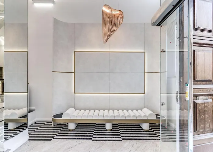 The Spotlight Boutique